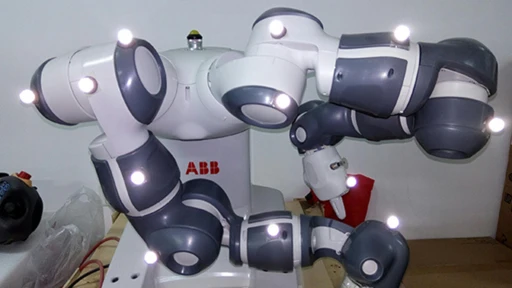 Dual-arm robot